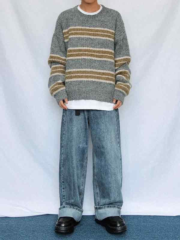 Sudadera de hombre en tejido calentito con rayas de colores en contraste-3
