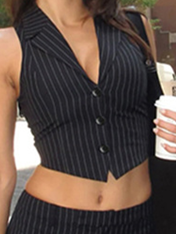 Camiseta sin mangas a rayas con botones y cuello de traje-2