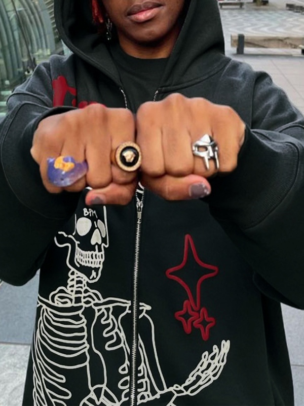 Sudadera con capucha y cremallera con gráfico de calavera y letras para hombre-4